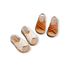Sandali da spiaggia per bambine scarpe Casual per bambini nuove estive alla moda scarpe per bambini - Product Image 1