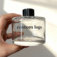 Bouteille diffuseur de parfum en verre personnalisée à vente chaude avec bâtonnets en bambou 200 ml Bouteille vide ronde en verre pour diffuseur de parfum à roseaux