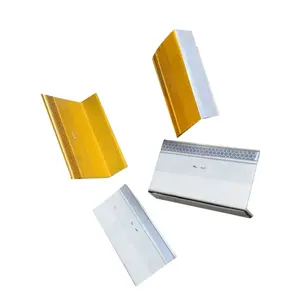 2024 PVC Material Raised Payment Marker Temporary Guardrail Reflector Delineator Warning Reflective Panel