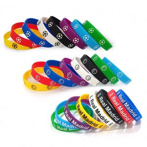 Bracelets en caoutchouc de basketball sans minimum de commande, bracelets en silicone personnalisés les moins chers, respectueux de l'environnement, avec logo sur mesure - Product Image 3