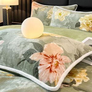 Ensemble <span class=keywords><strong>de</strong></span> quatre pièces moderne <span class=keywords><strong>de</strong></span> 4kg avec bordure en molleton <span class=keywords><strong>de</strong></span> lait <span class=keywords><strong>de</strong></span> <span class=keywords><strong>vache</strong></span> tricoté <span class=keywords><strong>de</strong></span> qualité pour la saison hivernale - Product Image 6