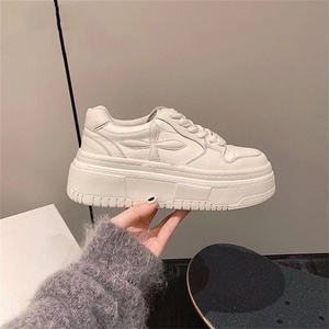 Zapatillas Deportivas Casuales para Mujer, Cómodas, Transpirables, Blancas, Planas, para Fitness, Caminatas, con Aumento de Altura, para Invierno, de Plástico - Product Image 2