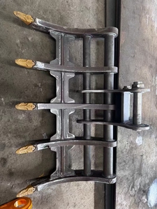 Nouveau râteau de construction et d'excavatrice agricole applicable au râteau de racine d'industries de défrichement - Product Image 6