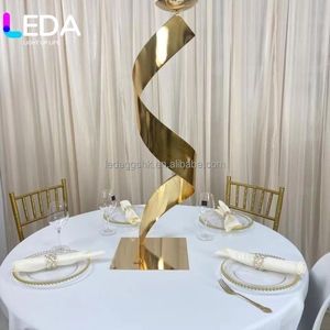 Soportes de Metal para Flores de Boda LEDA en Forma de S de 60 cm de Altura, Color Negro, Diseño de Decoración de Mesa, Soporte para Flores para Bodas, Centro de Mesa para Fiestas - Product Image 6