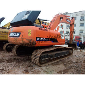 High Quality Used Doosan DH300LC-7 30 Ton Heavy Crawler Excavator 2019 <b>Model</b> Korea Original Well Maintained <b>Engine</b> Pump Motor - Product Image 3