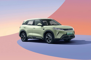 BYD Yuan up รถยนต์ไฟฟ้า SUV ขนาดกะทัดรัด 4 ประตู 5 ที่นั่ง ระยะทางวิ่ง 301-400 กม. ตามมาตรฐาน NEDC - Product Image 6