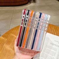 Coque de téléphone à rayures ondulées, cadre d'objectif orné de diamants, protection transparente antichoc pour iPhone 18 17 16Pro