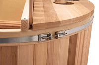 Vente chaude Baignoire de spa extérieure moderne Tube chaud en épicéa avec chauffage au bois Piscine à remous pour massage de natation pour une utilisation en extérieur