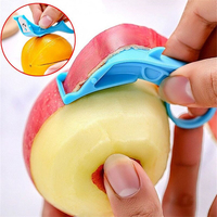 3-in-1 multifunctionele, milieuvriendelijke, food-grade roestvrijstalen fruitring-snijmes, draagbare ring-schiller voor gebruik in de keuken