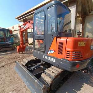 Mini-excavatrice sur chenilles d'occasion Doosan 55 tonnes avec boîte de vitesses PLC, moteur, pompe et roulement à vendre - Product Image 4