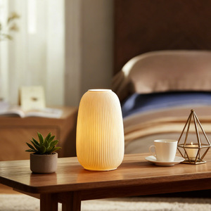 Lámpara de mesa de cerámica blanca E27 LED estilo escandinavo para decoración de sala de estar - Product Image 3