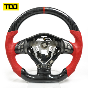 Volante de Fibra de Carbono TDDl con Cuero Perforado Rojo, Marca y Costuras Centrales Rojas, Compatible con Toyota 86 Subaru BRZ STI Personalizado - Product Image 1