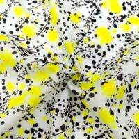 Tissu en coton 100 % biologique peigné à faible MOQ, imprimé à pois noirs et motifs floraux jaunes, idéal pour les robes de filles