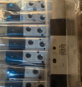 Válvula Solenoide Monostable Original Festos VUVS-LK25-M52-AD-G14-1B2-S 8043218 de 5/2 Vías, Operada por Piloto, Neumática G1/4 - Product Image 4
