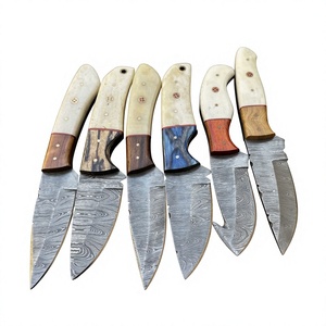 Cuchillos Rajput Forjados de Acero de Damasco con Hoja Fija Tipo Drop Point, Cuchillo de Supervivencia con Mango de Madera Pakka Azul, Garantía de 3 Años - DIY - Product Image 3