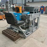 Vente directe d'usine, haute qualité et prix bas, machine à fabriquer des briques 4-26 / machine à blocs de ciment