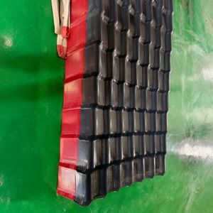 वाटरप्रूफ फायर प्रूफ गर्मी प्रतिरोधी विंडप्रूफ नालीदार पीसी छत मंदिर और होटल के लिए सिंथेटिक राल टाइल - Product Image 5