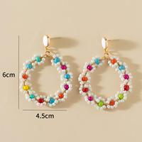 Anting-anting anyaman manik-manik beras berlapis logam, desain bunga warna-warni kreatif, buatan tangan, model hoop kekinian