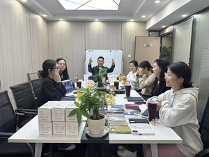 Venta al por Mayor de Pantallas de Repuesto OLED LCD para <span class=keywords><strong>Samsung</strong></span> Galaxy Z <span class=keywords><strong>Flip</strong></span> 2 <span class=keywords><strong>3</strong></span> 4 5 6 7, Pantallas para <span class=keywords><strong>Samsung</strong></span> Z <span class=keywords><strong>Flip</strong></span> 7 - Product Image 4