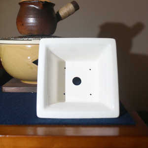 Jingdezhen Blau-Weiß-Porzellan-Bonsai-Topf, handbemalt, Szene aus dem Jiangnan-Wasserstadtbereich, rechteckige Form - Product Image 3