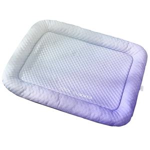 Sommer Haustier Kühl matte Solid Pattern Ice Silk Hunde bett und Katzen bett Großhandel Fabrik Cross-Border <span class=keywords><strong>Pet</strong></span> Ice <span class=keywords><strong>Pad</strong></span> - Product Image 5