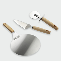 Offre Spéciale : Spatule à Pizza en Acier Inoxydable avec Manche en Bois – Fabricant de Spatules et Couteaux à Pizza