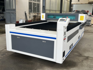 เครื่องตัดและแกะสลักด้วยเลเซอร์ CO2 รุ่น RONMACK RM-1325-300PT - ระบบอัตโนมัติสำหรับไม้ หิน ยาง คริสตัล - Product Image 3