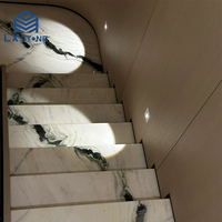 LX Escalier d'intérieur moderne en colimaçon Panda en marbre blanc avec accents noirs Pierre naturelle polie pour dalle de sol Technique