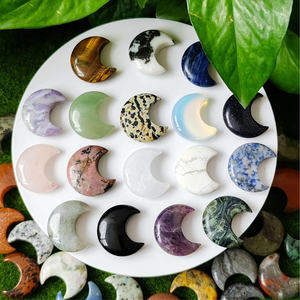 Vente chaude de sculptures de lune en cristal naturel, artisanat manuel, pierre de guérison, multi-matériaux - Product Image 1