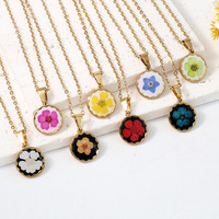 Collier en fleurs naturelles de mousse de lierre et de myosotis, pendentif en plastique style forêt, chaîne en bambou simple et polyvalente, pour femme, style sportif, directement de l'usine
