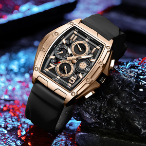 Reloj de Cuarzo Multifuncional para Hombre, Correa de Acero Inoxidable Dorado y Negro, Resistente al Agua 10 Bar, Diseño Deportivo con Cronógrafo - Product Image 4