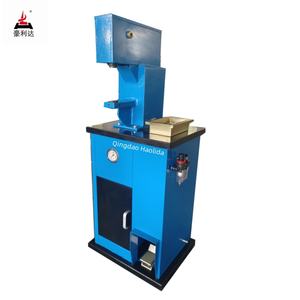 Machine à riveter robuste pour garnitures et sabots de frein pneumatiques - Product Image 1