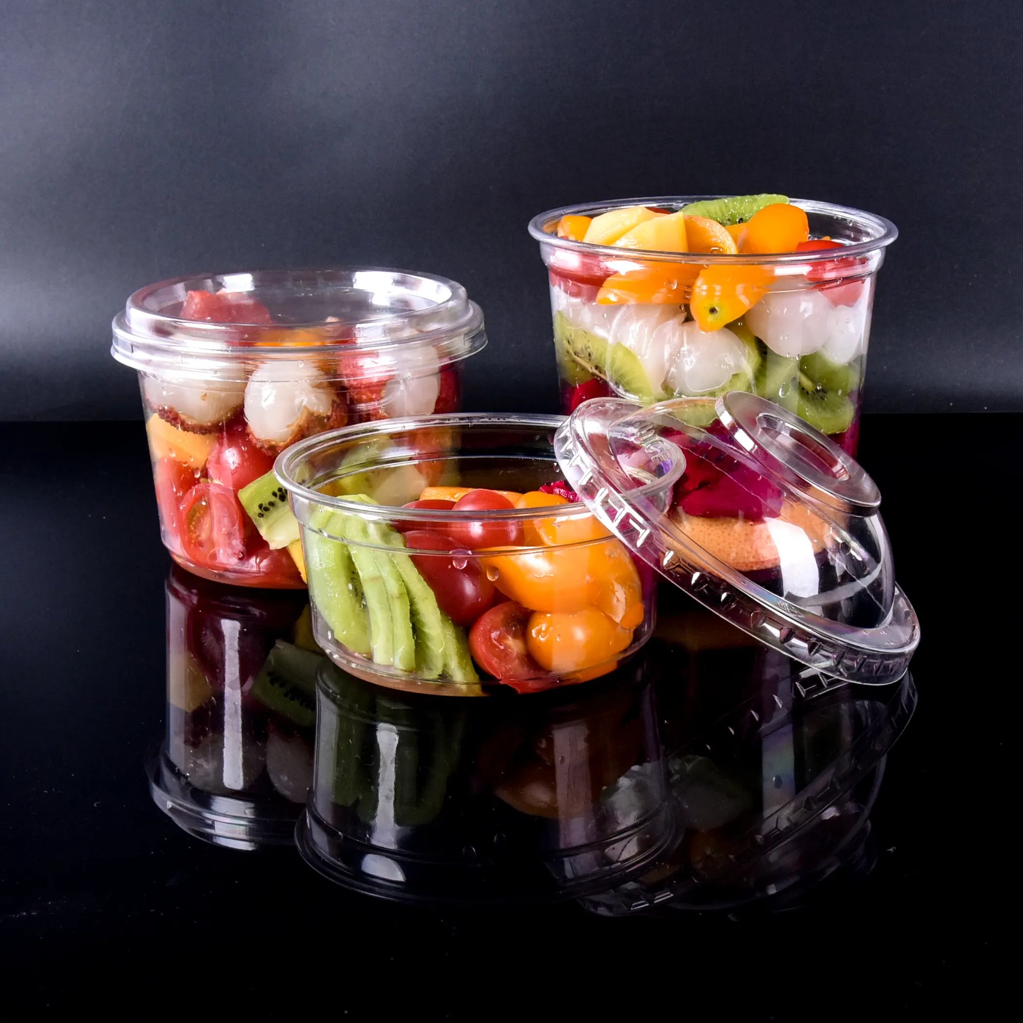 Gıda sınıfı mini meyve kremalı kek malzeme tek kullanımlık plastik deli bardak kapaklı konteyner