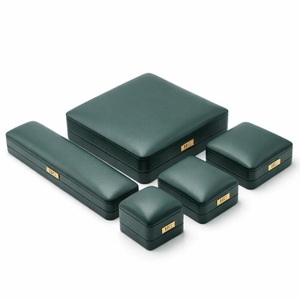 Caja de Joyería de Moda, Caja de Joyería Rígida de Cuero Sintético con Bisagras, Inserto de Gamuza, Estampado en Relieve, Logotipo Personalizado, Servicio OEM - Product Image 1