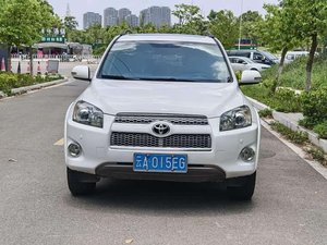 SUV Toyota RAV-4 de segunda mano, <span class=keywords><strong>Golf</strong></span> <span class=keywords><strong>GTI</strong></span> 2.0T S FWD <span class=keywords><strong>2011</strong></span>, disponible con volante a la izquierda, coches usados RAV - Product Image 2