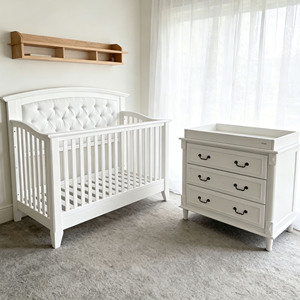 Comò in Legno a 3 Cassetti e Set Culla Convertibile 3-in-1 dal Design Moderno Mid-Century per Neonati e Camere dei Bambini - Product Image 1