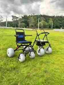 Ary sedia a rotelle da spiaggia pieghevole manuale medicale per sabbia | Manico Push/Pull per sedia a 4 ruote leggero AY-STV3.0 120KG - Product Image 5