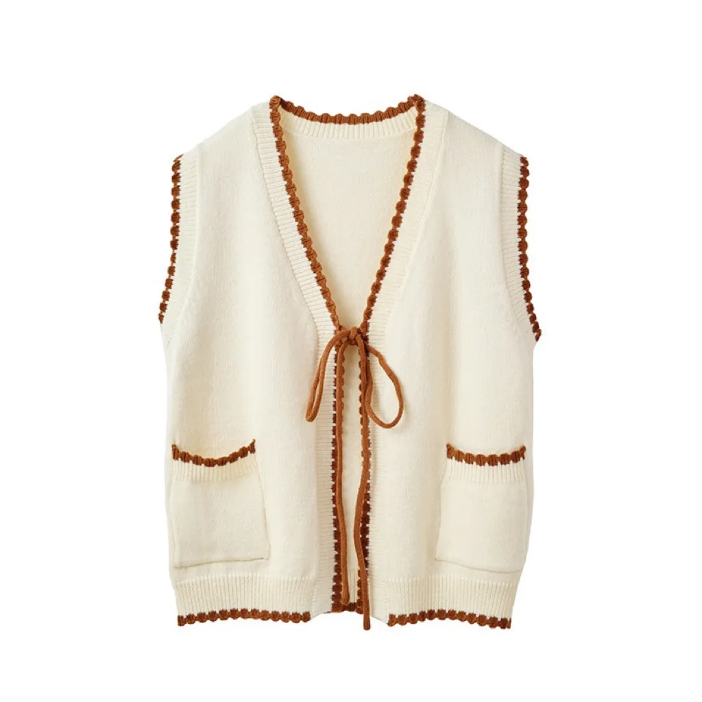 Cardigan del gilet con tasche con orlo ondulato dolce Vintage 2023 all'inizio della primavera