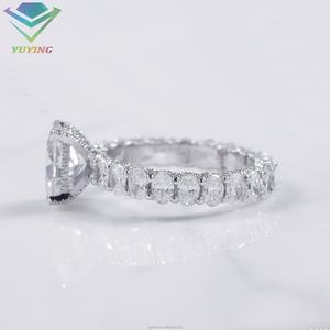 แหวนเพชรแท้ 18K ทองคำแท้ ประดับเพชร CVD แล็บไดมอนด์ ทรงรี ระดับ D VVS พร้อมใบรับรอง IGI สำหรับผู้หญิง งานแต่งงาน/วันครบรอบ ดีไซน์เครื่องประดับชั้นดี - Product Image 5