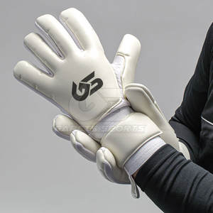 Gants de gardien de but en cuir personnalisables de haute qualité avec logo GARCIS SPORTS marque plein doigt coupe-vent hommes - Product Image 2