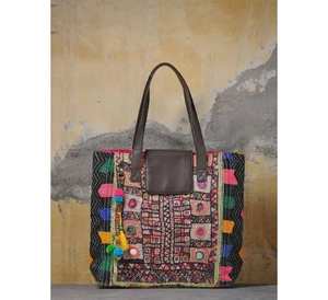 Latest Design <b>Hessian</b> Tote <b>Bags</b> with Embroidered Cotton Patchwork Design Natural Dyeing and Recyclable for Shopping - Product Image 4