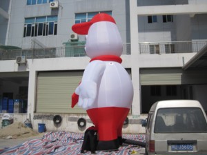 Inflatable Man Handing Autoglaser for Advertising Events - Product Image 5