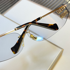 <span class=keywords><strong>Gafas</strong></span> <span class=keywords><strong>de</strong></span> <span class=keywords><strong>Sol</strong></span> MIU Style con Montura Grande Sin Aro, Degradado, <span class=keywords><strong>de</strong></span> Alta Gama, Cómodas, Ligeras, Duraderas, con Protección Ocular, a la Moda - Product Image 4