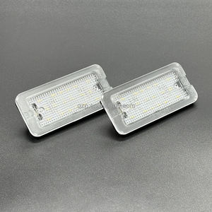 Ampoules de véhicule lumineuses Offre Spéciale accessoires de voiture lampe de numéro de plaque d'immatriculation LED pour <span class=keywords><strong>Fiat</strong></span> <span class=keywords><strong>500</strong></span> <span class=keywords><strong>Abarth</strong></span> <span class=keywords><strong>500</strong></span> 2007-2020 - Product Image 1