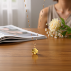 Collana con Ciondolo Zodiacale Angelina, Placcata in Oro, Catena a Serpente in Acciaio Inossidabile, Gioiello Minimalista da Donna per Uso Quotidiano, Regalo - Product Image 2