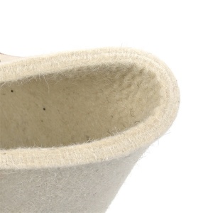 Feltro di Lana Pressata al 100% Bianco Naturale di Grande Successo per l'Industria - Product Image 2