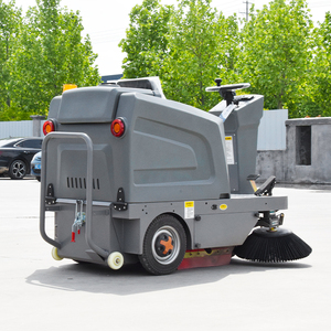 เครื่องขัดพื้นไฟฟ้าแบบนั่งขับรุ่นใหม่ พร้อมใบรับรอง CE ถังน้ำ 60 ลิตร ทำความสะอาดด้วยแรงดันสูง สำหรับใช้งานได้หลากหลายสถานที่ - Product Image 5