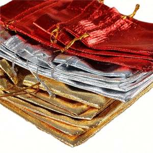 Bolsas de Tela con Cordón Dorado al por Mayor de Fábrica, Bonitas Bolsitas de Joyería Navideñas, Bolsa de Organza Brillante - Product Image 4