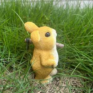 Adorno de Resina con Forma de Conejo y Azada para Decoración del Hogar, Regalos de Jardín Miniatura, Venta al por Mayor - Product Image 3