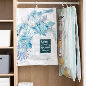 <span class=keywords><strong>Sac</strong></span> de compression sous vide suspendu anti-poussière et facile à ranger avec pompe électrique et fermeture latérale - Product Image 3